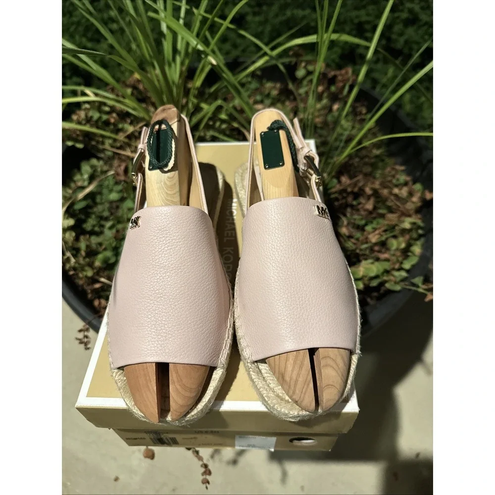 NIB Michael Kors Fisher Women's Espadrille Leather Size 6.5M Soft Pink‎